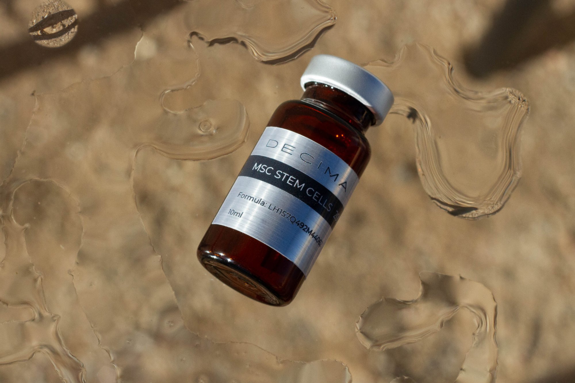 Decima MSC vial on water